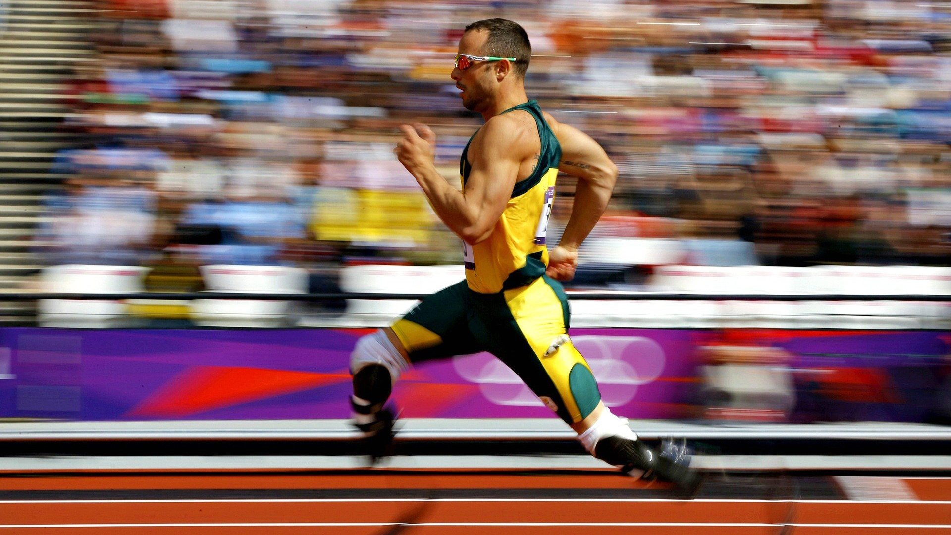 “新都兴城垒球:精彩瞬间不断,比赛白热化”